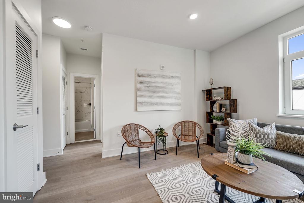 3831 GEORGIA AVE NW #602