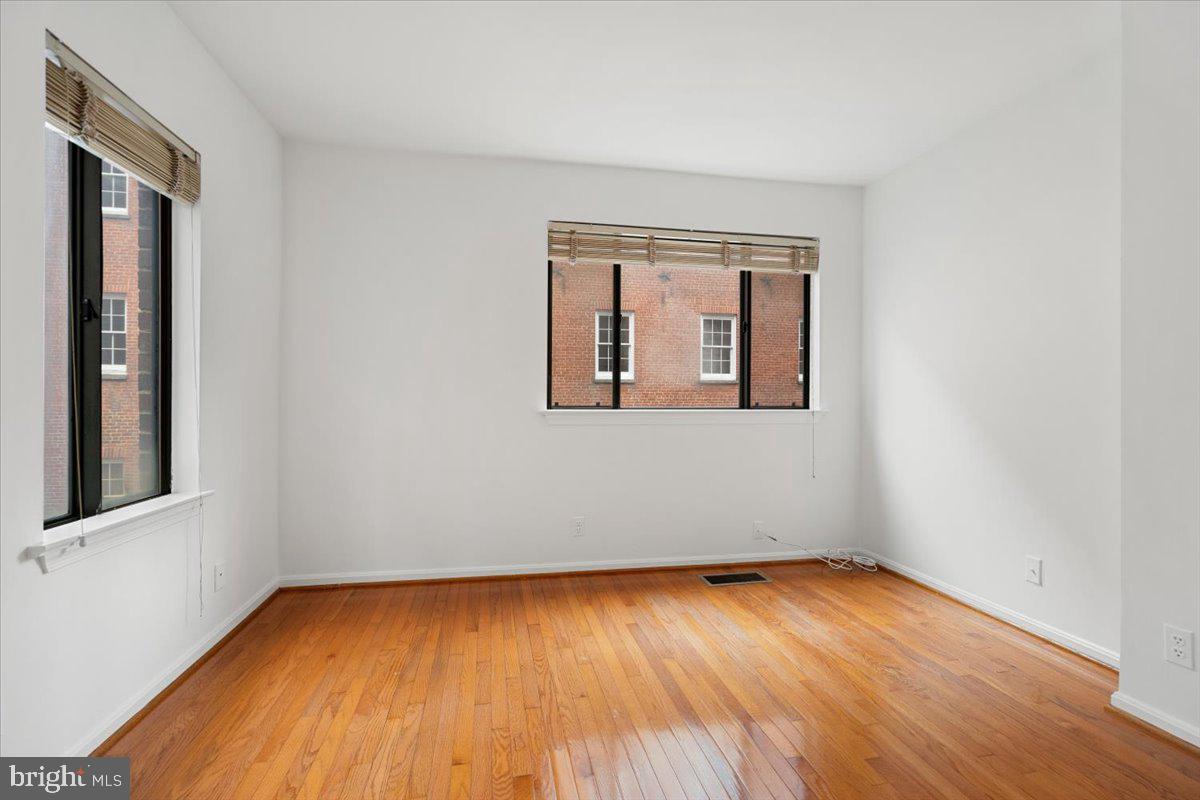 1021 POTOMAC ST NW #1021P