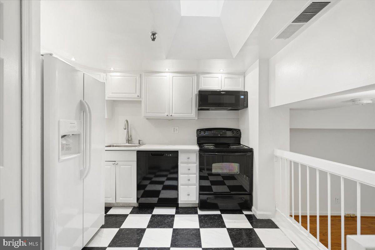 1021 POTOMAC ST NW #1021P