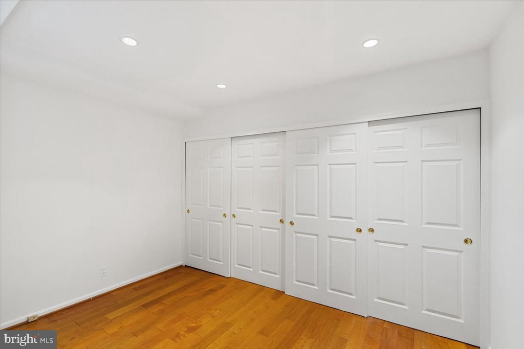 1021 POTOMAC ST NW #1021P