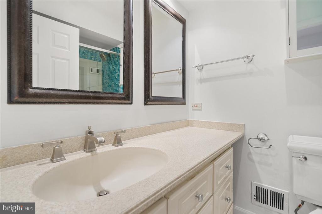 1021 POTOMAC ST NW #1021P