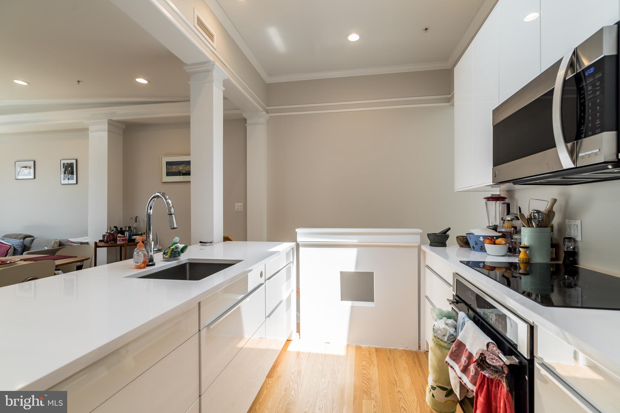 1351 WISCONSIN AVE NW #3A