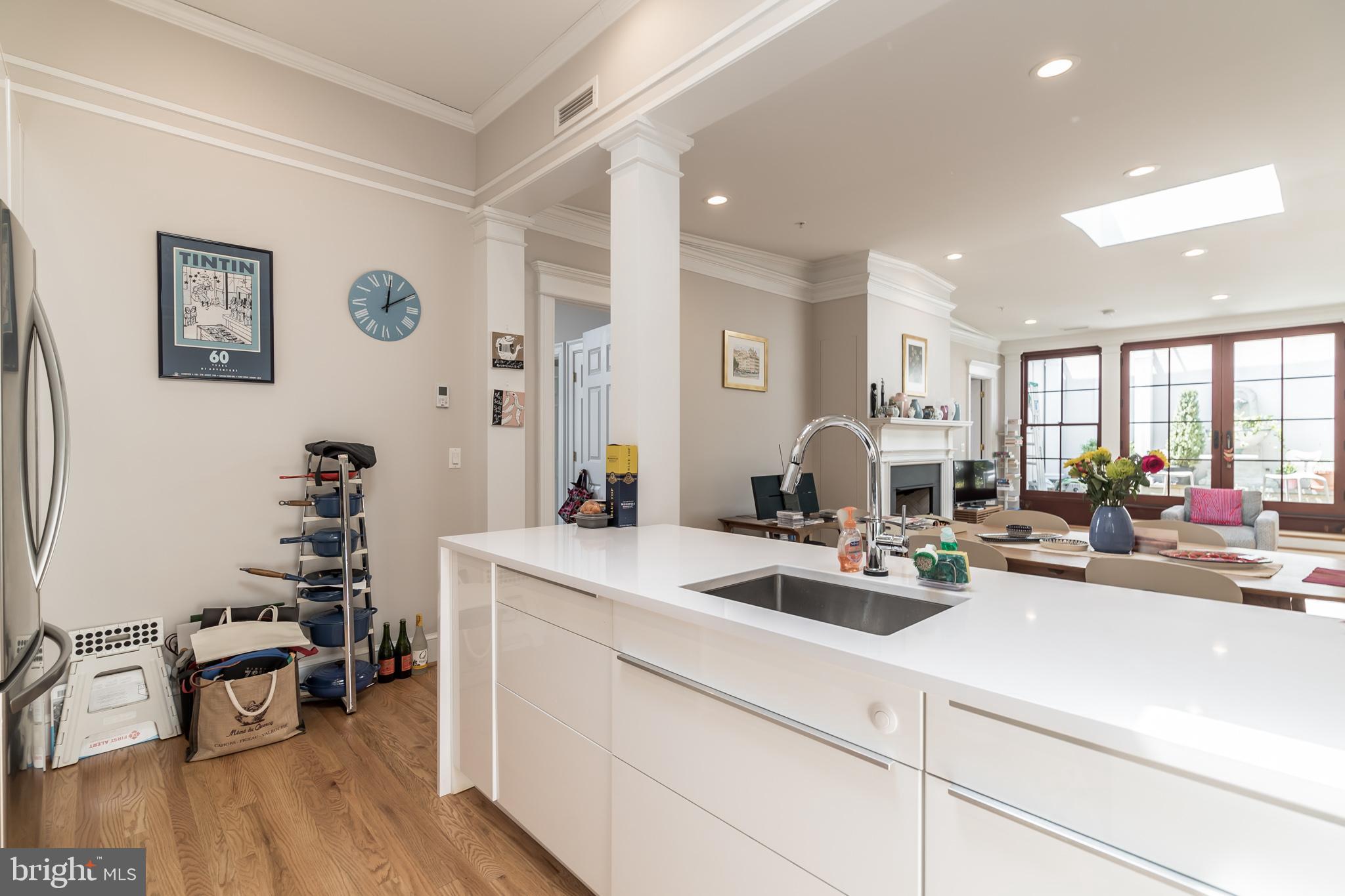 1351 WISCONSIN AVE NW #3A