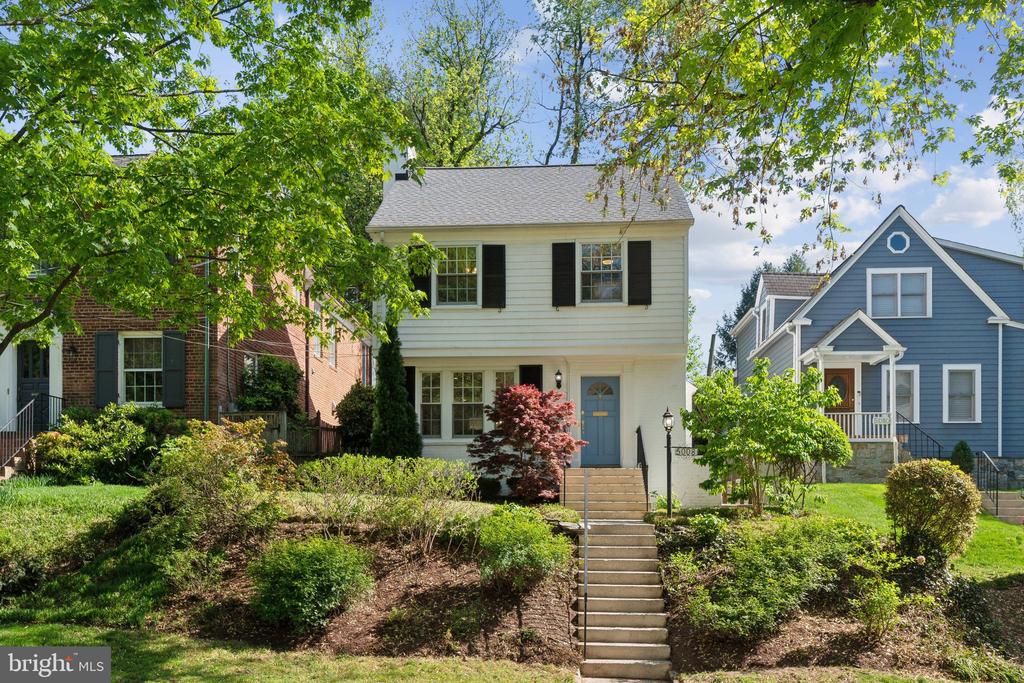 5008 Klingle St NW