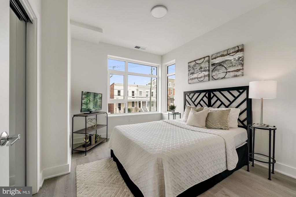 3831 GEORGIA AVE NW #201