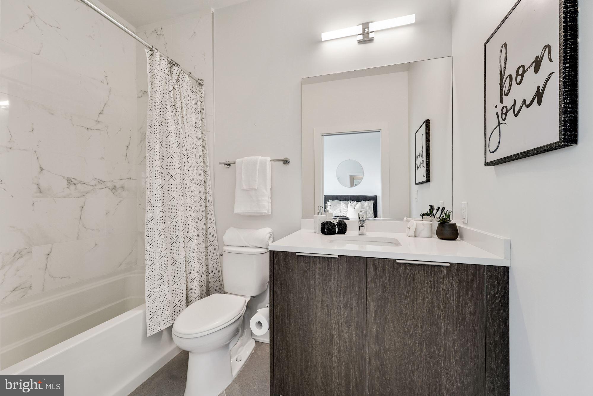 3831 GEORGIA AVE NW #201