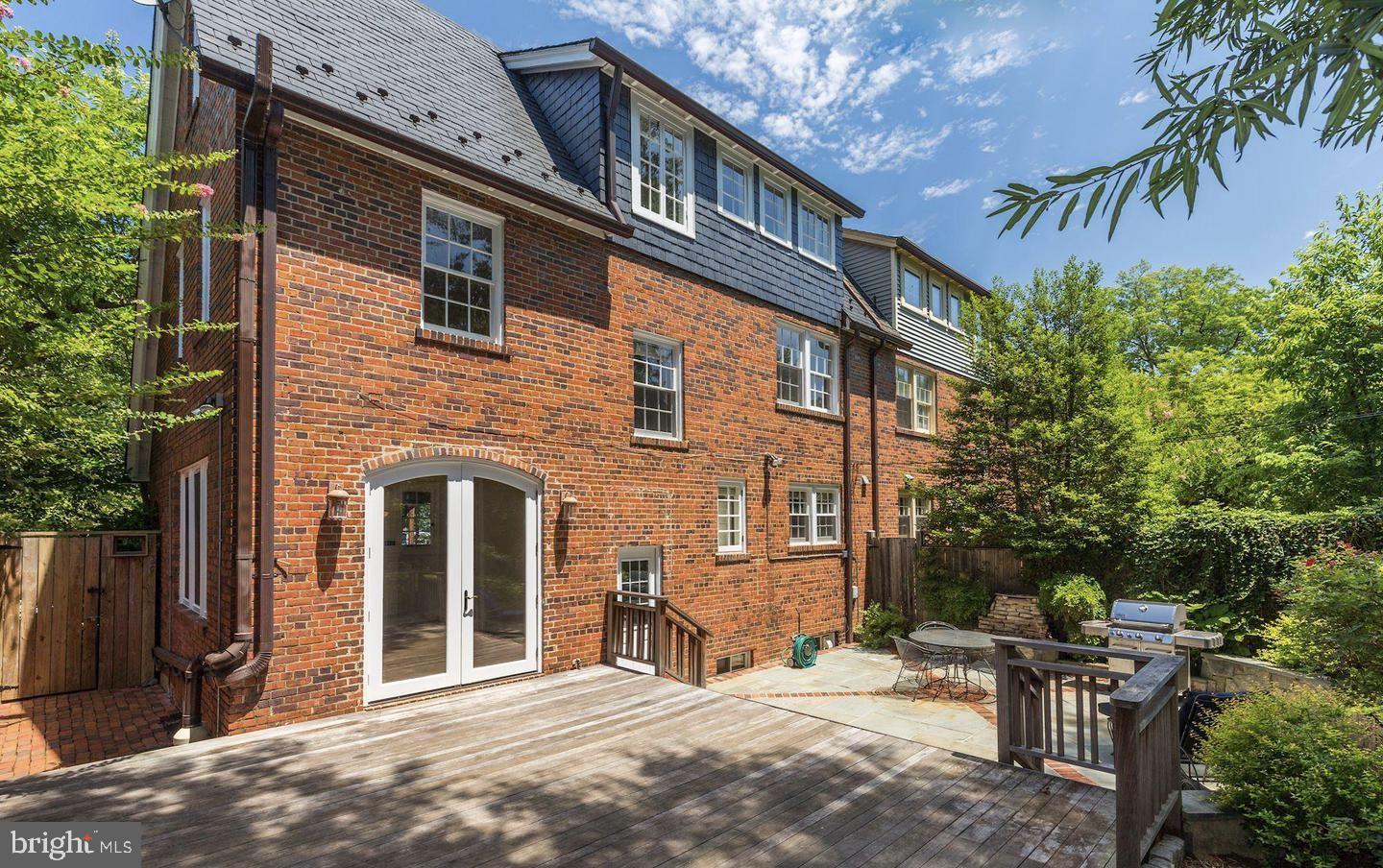 3504 RODMAN STREET NW