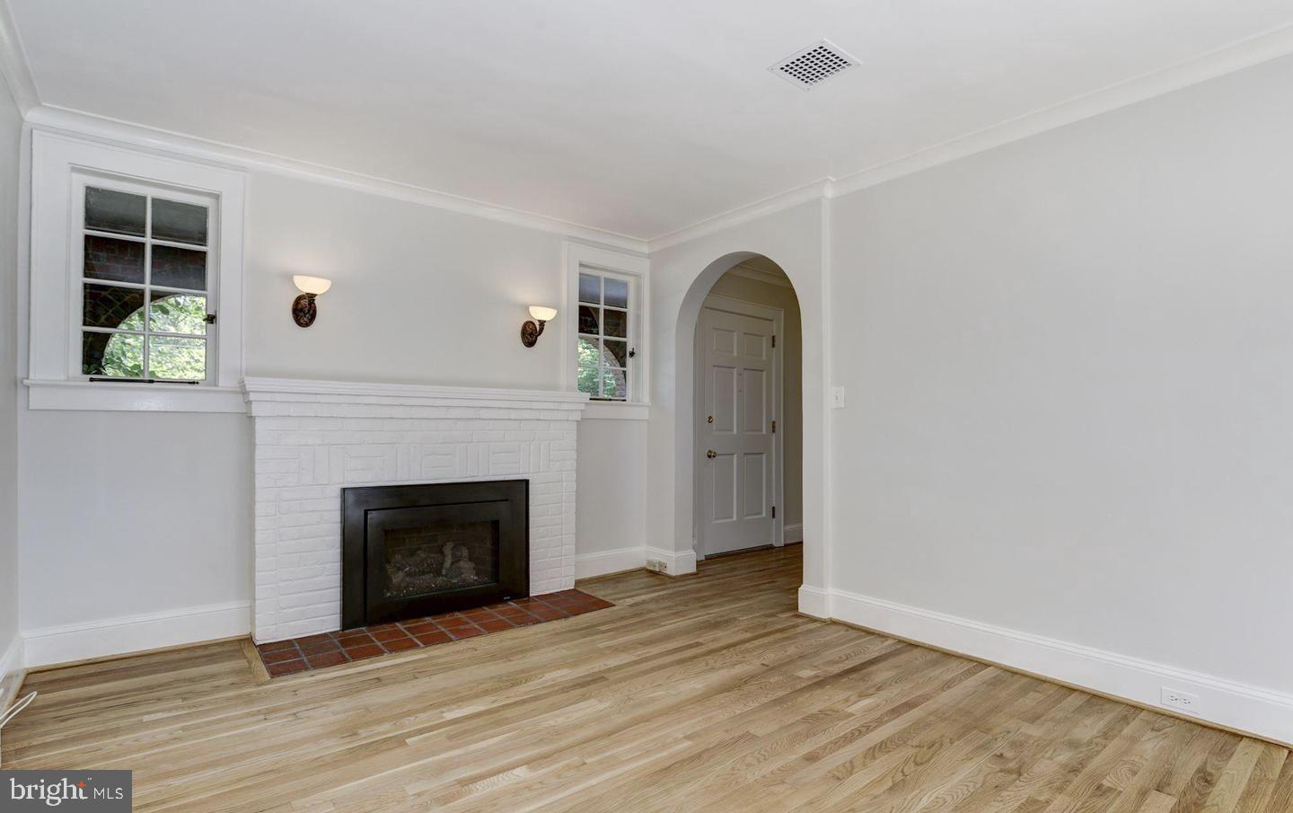 3504 RODMAN STREET NW