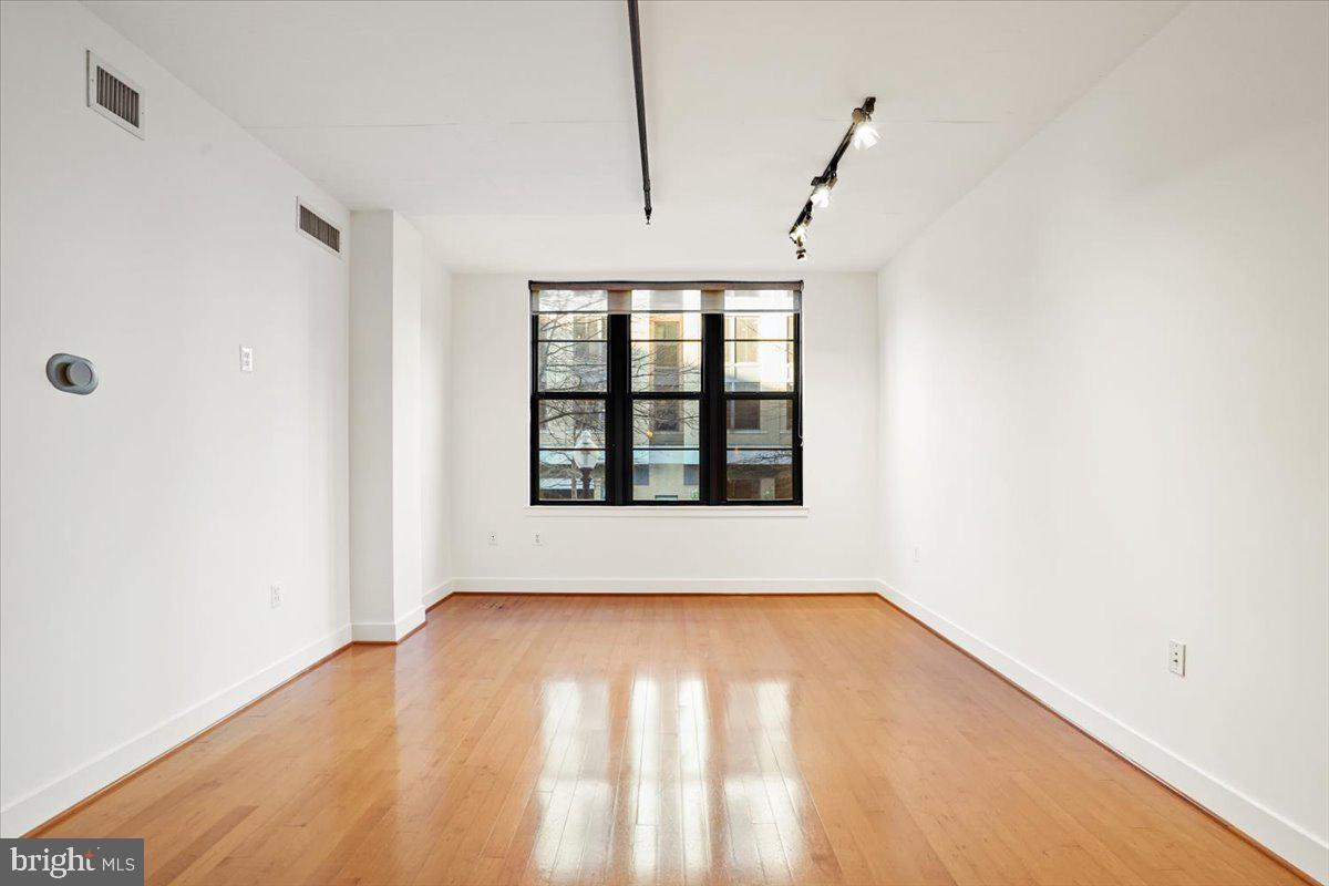 2125 14TH STREET NW 228