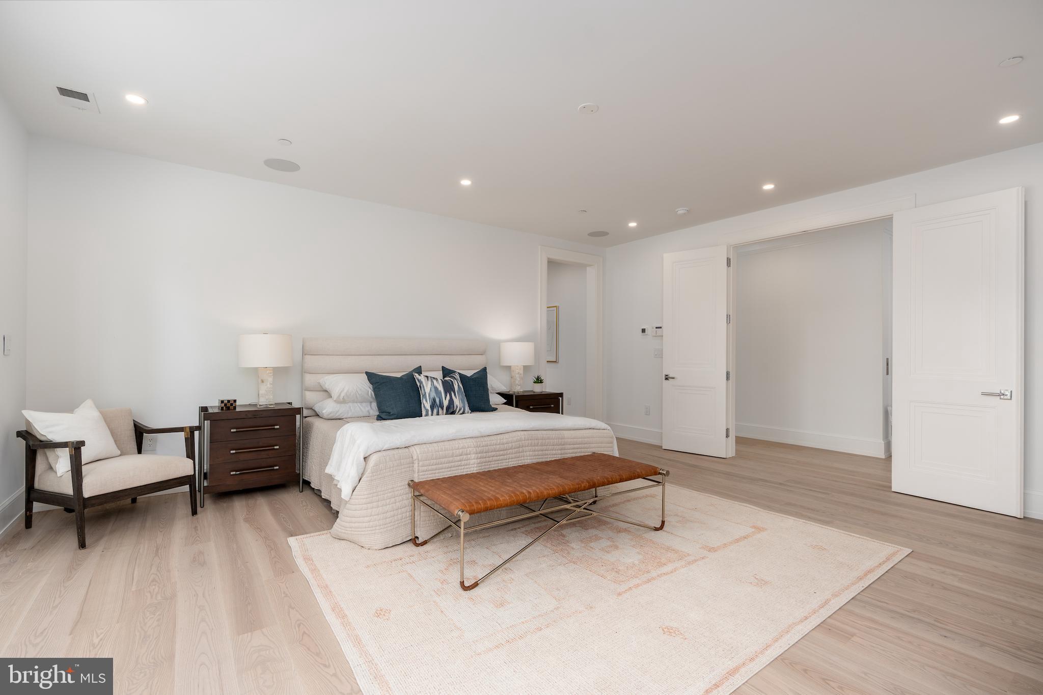 4821 RODMAN STREET NW