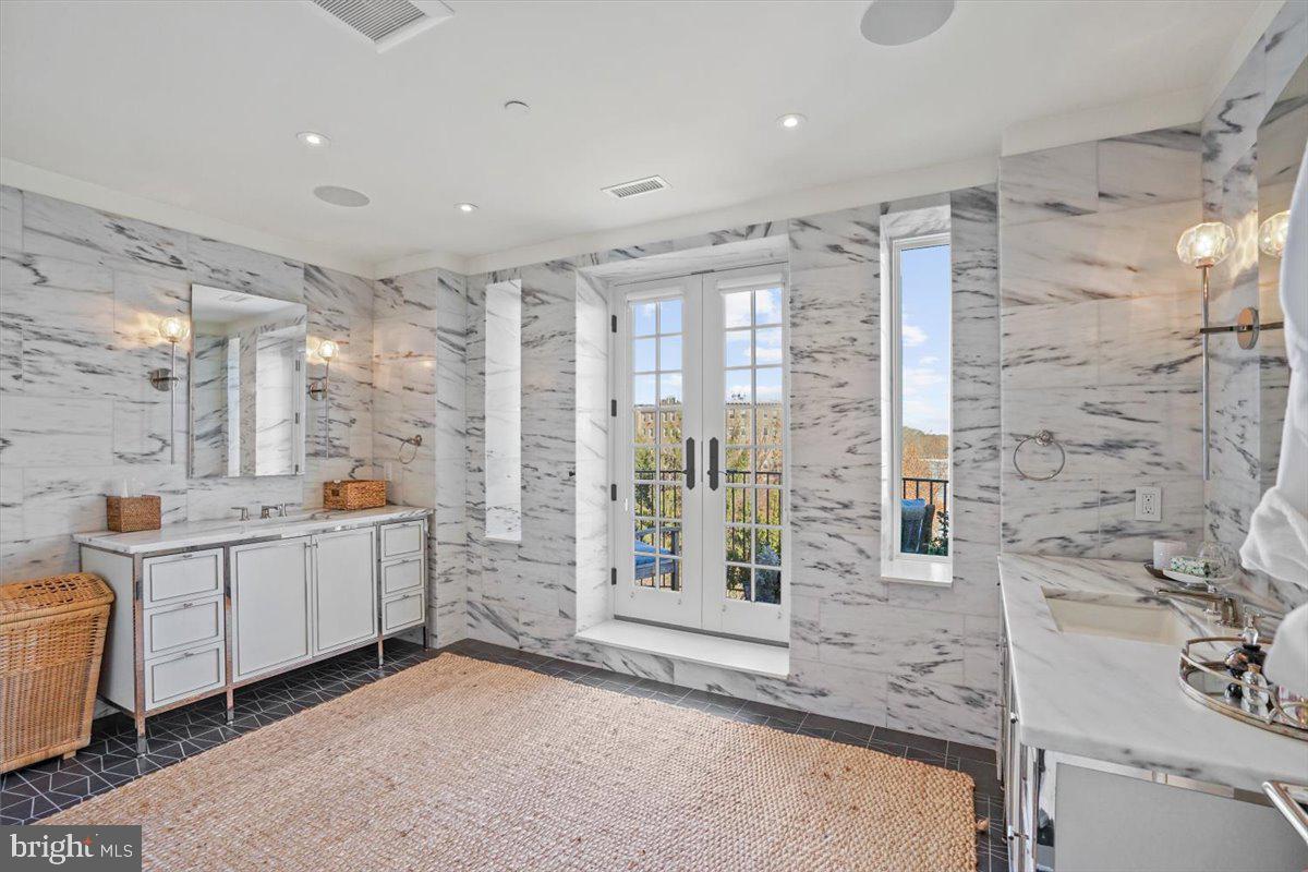 2660 CONNECTICUT AVENUE NW 3B