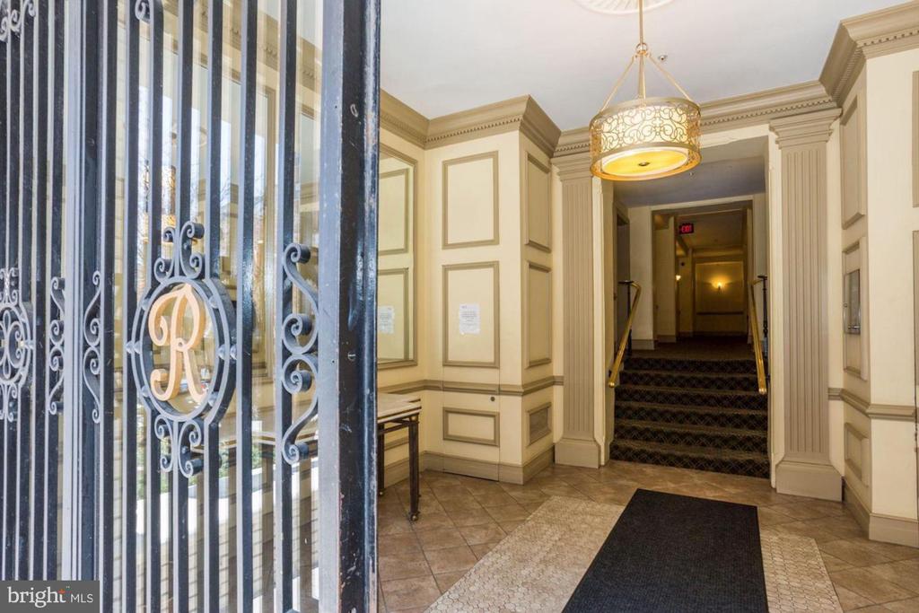 1619 R STREET NW Unit: LL1