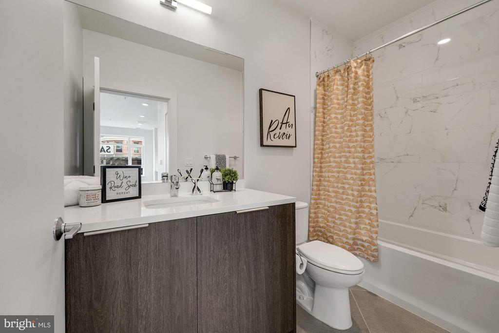 3831 GEORGIA AVENUE NW Unit: 301
