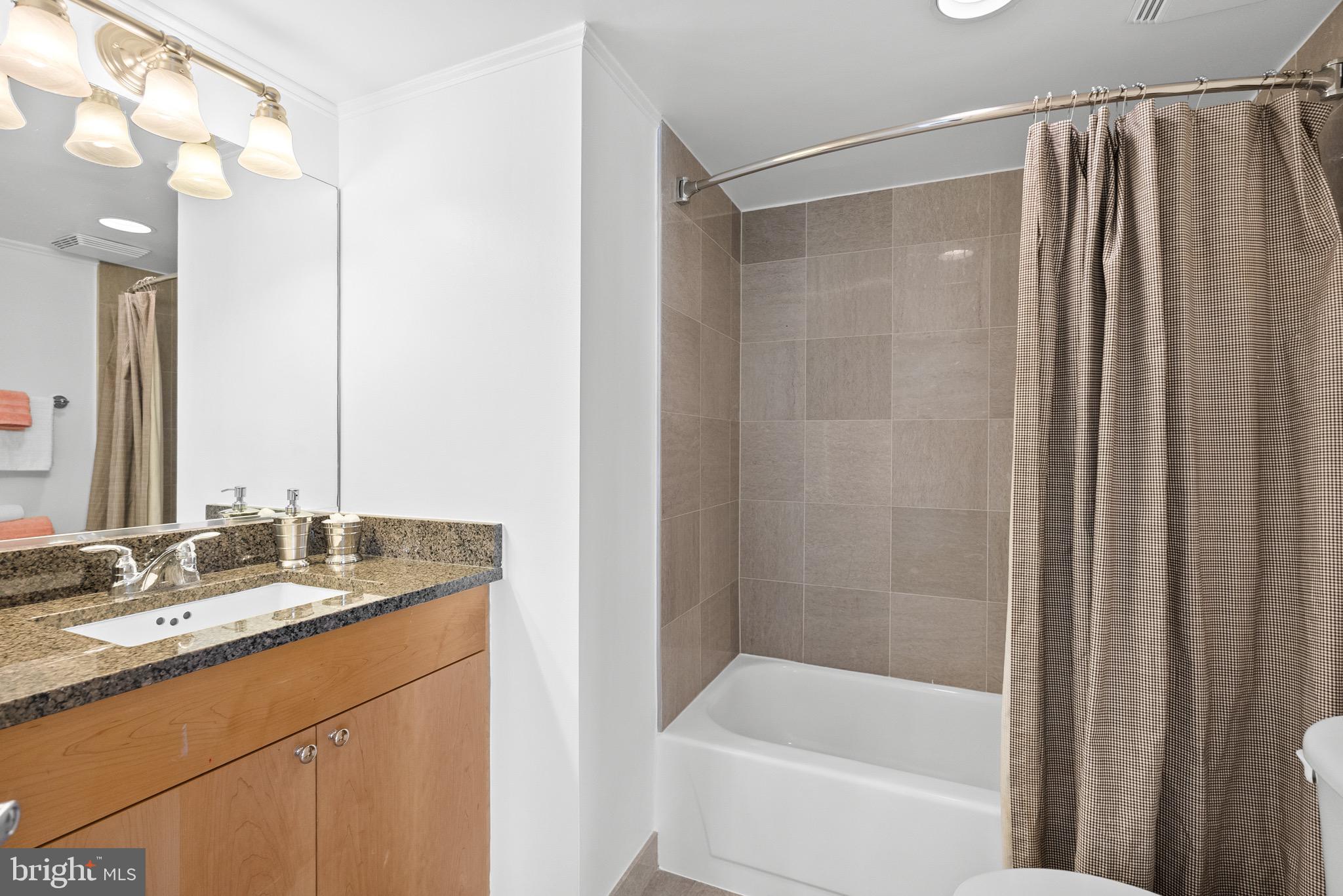 7500 Woodmont Ave #S918