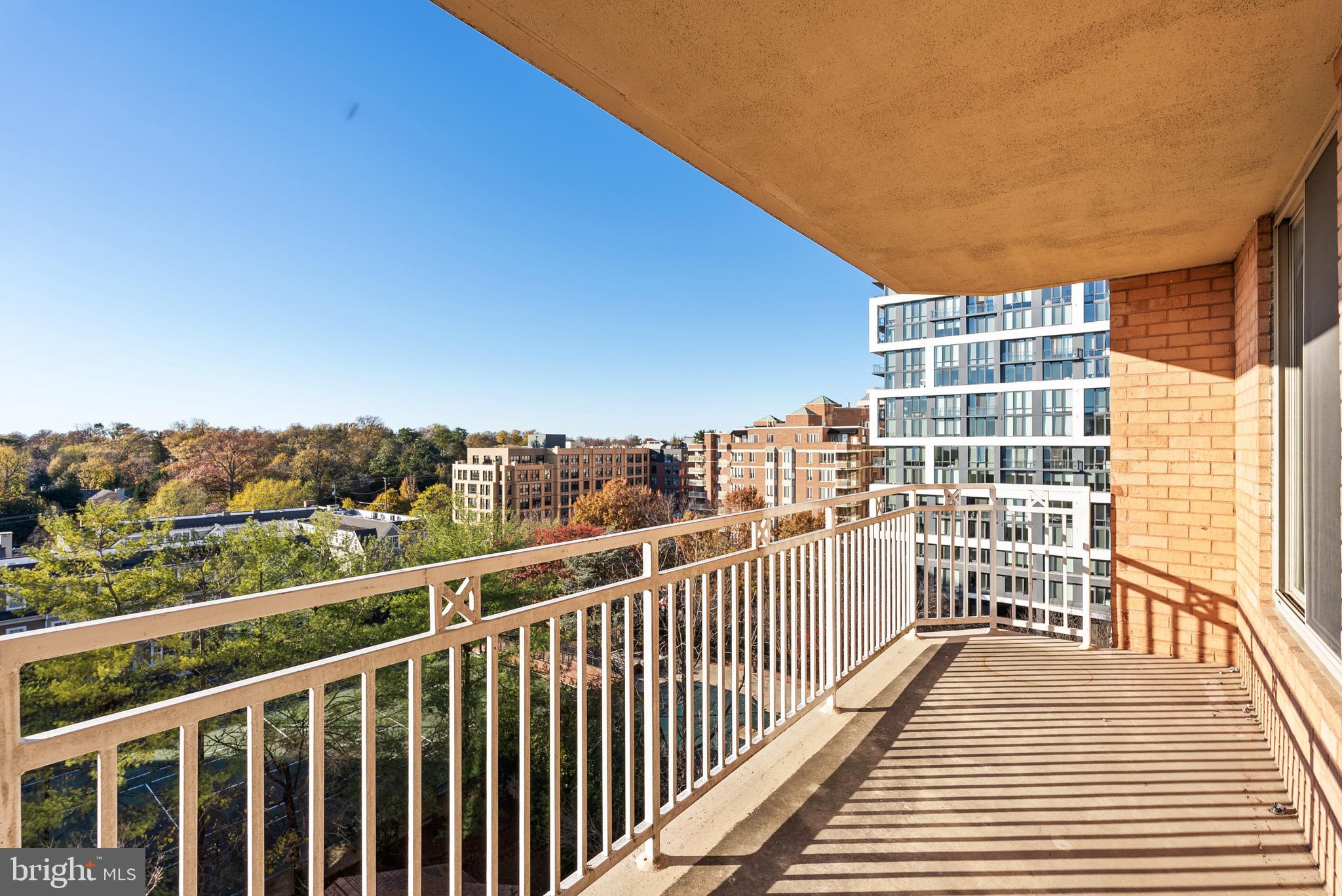 7500 Woodmont Ave #S918