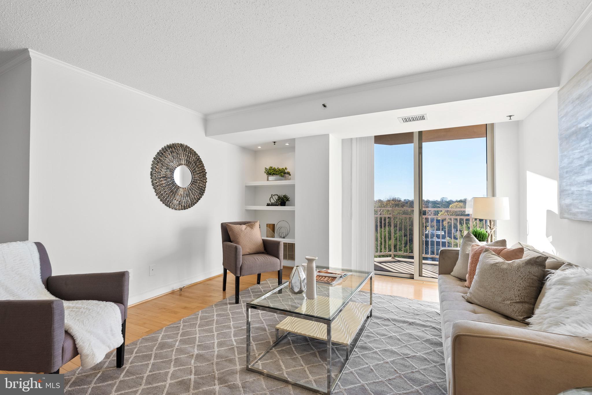 7500 Woodmont Ave #S918