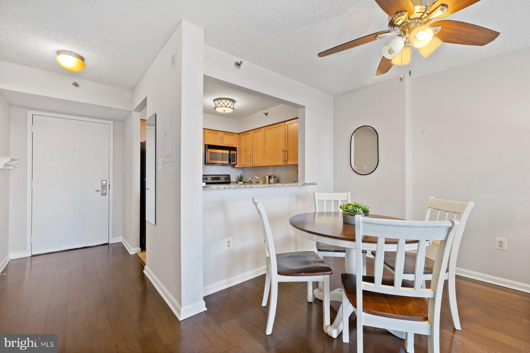 10101 Grosvenor Pl #1513