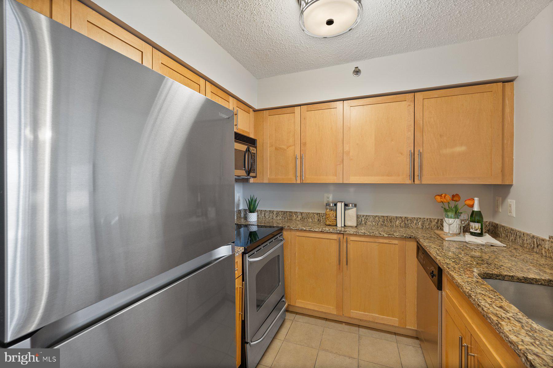 10101 Grosvenor Pl #1513