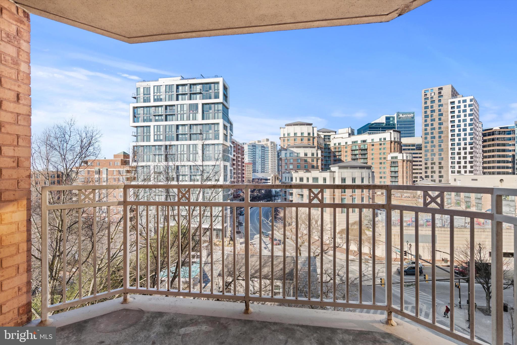 7500 Woodmont Ave #S816