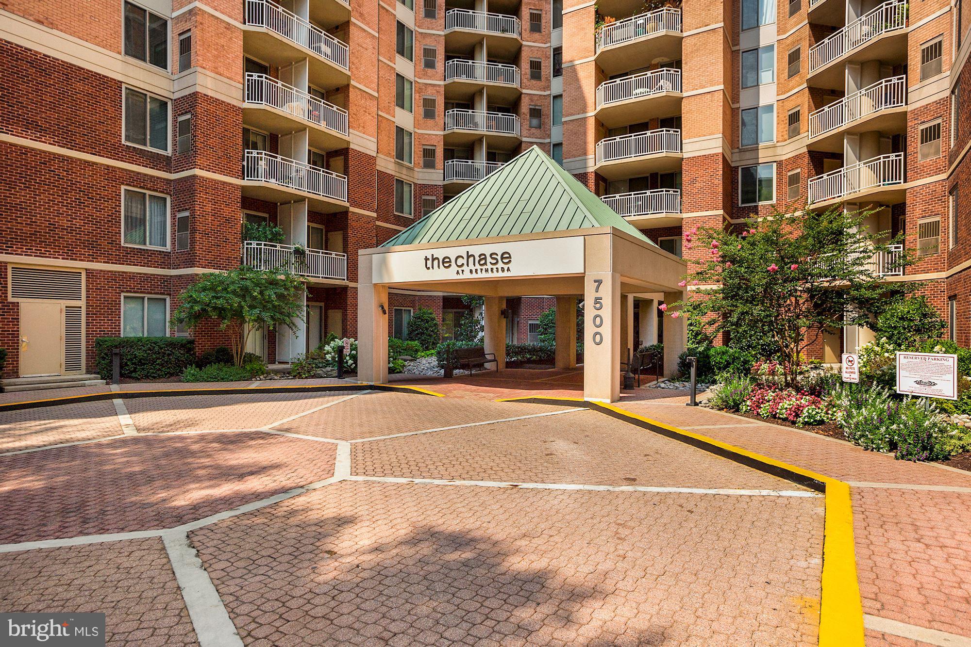 7500 Woodmont Ave #S816