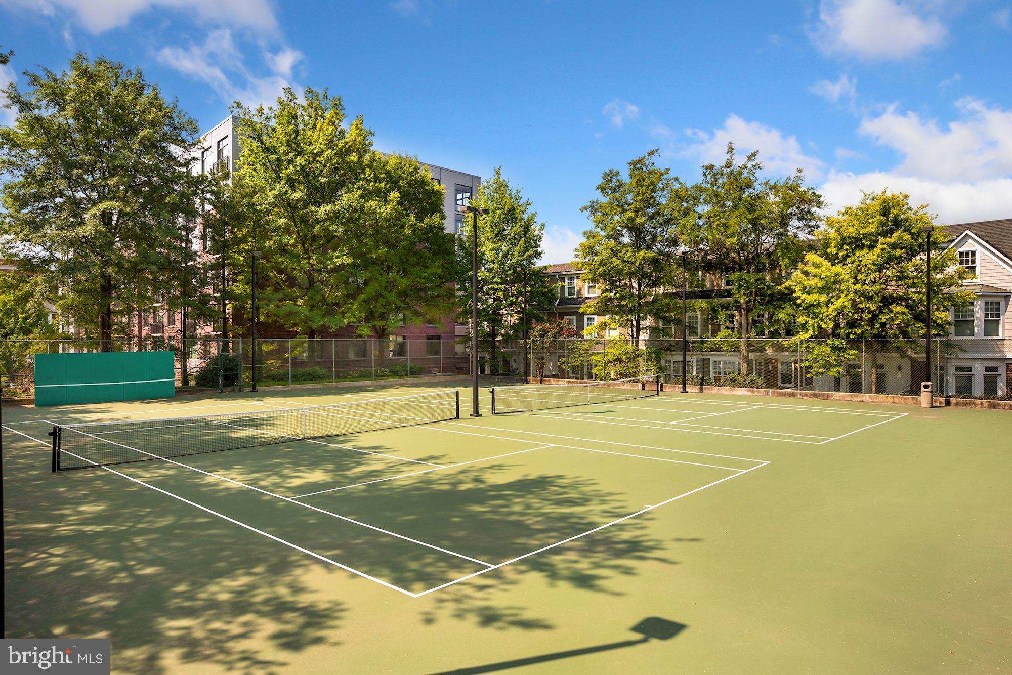 7500 Woodmont Ave #S917