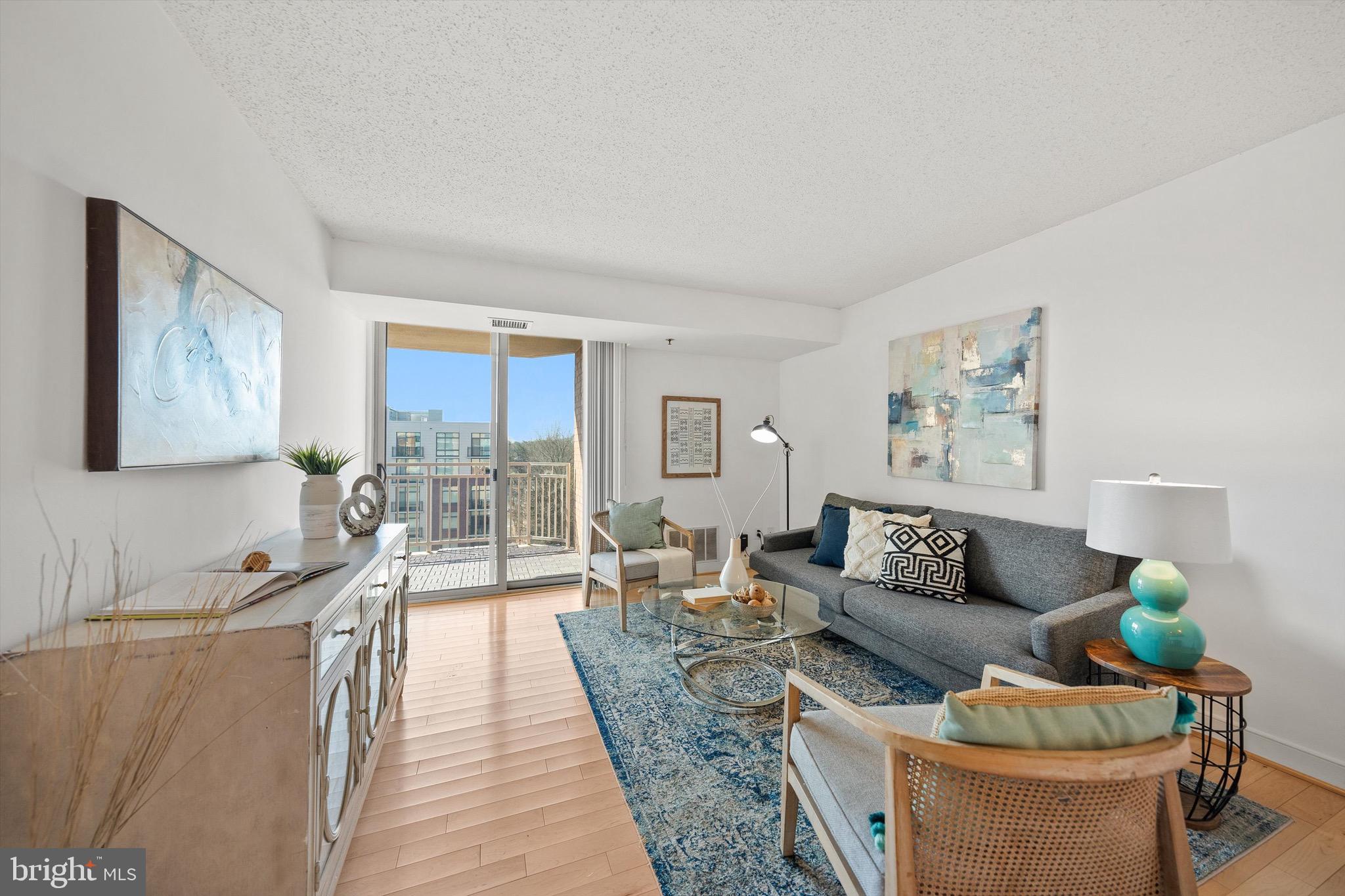 7500 Woodmont Ave #S820