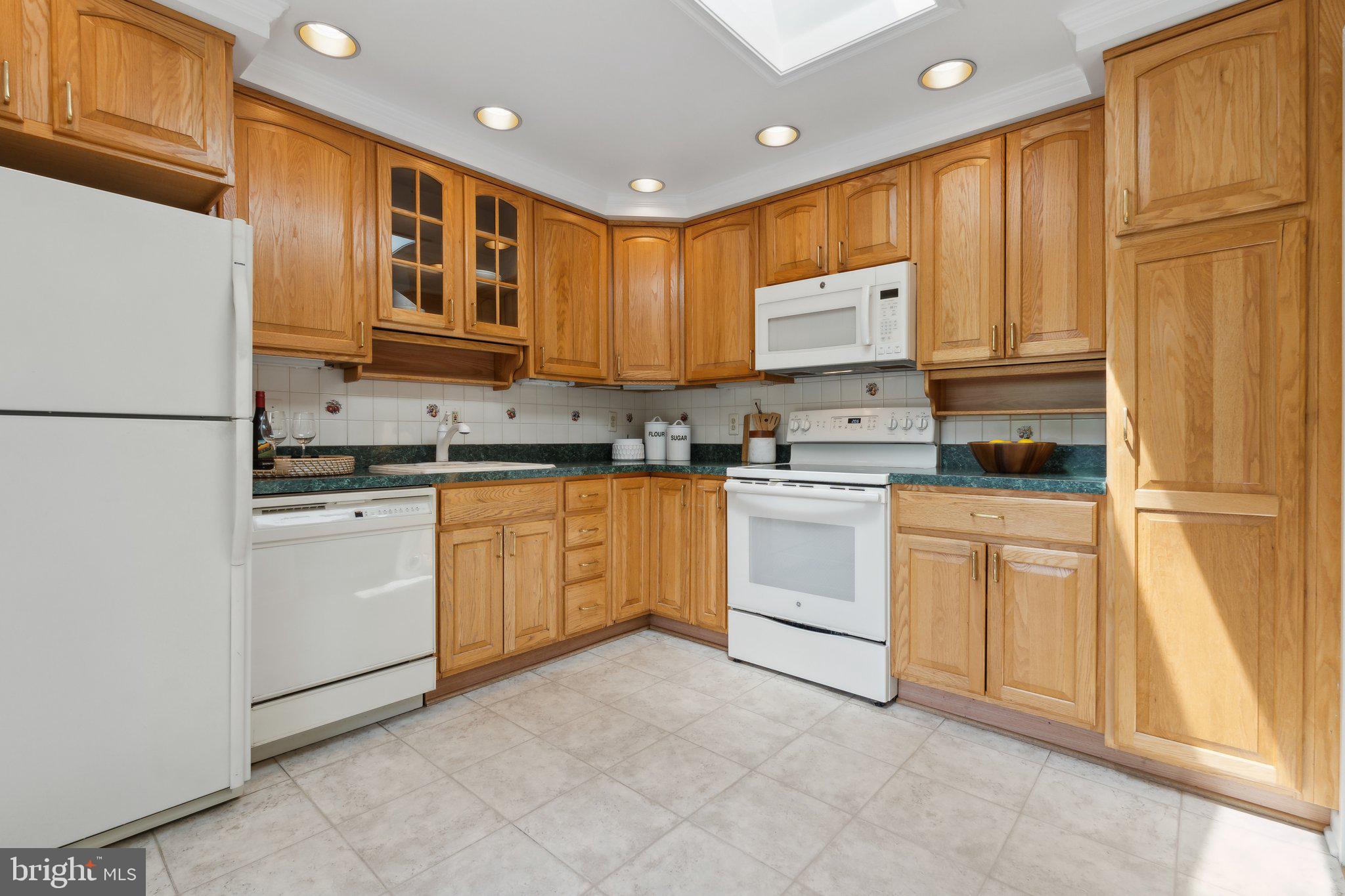 8300 TOMLINSON AVENUE