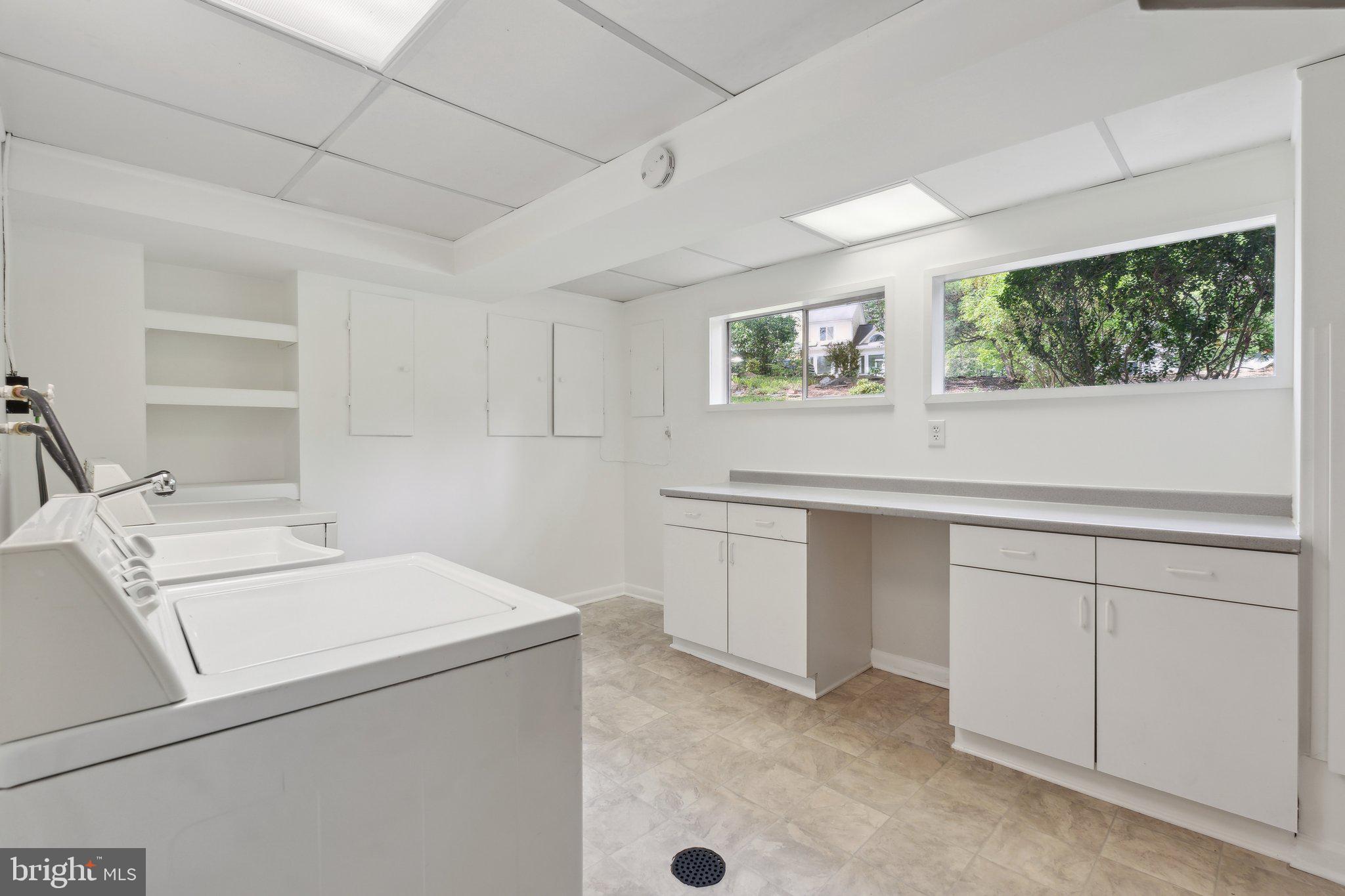 8300 TOMLINSON AVENUE