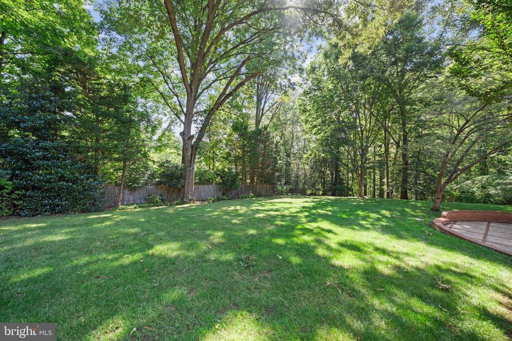 8601 FENWAY DRIVE