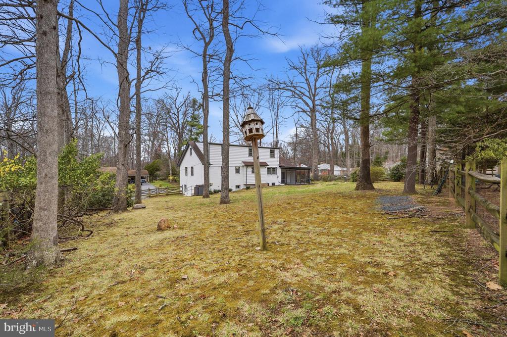 115 LILLIAN LANE
