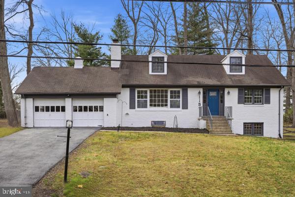 115 LILLIAN LANE