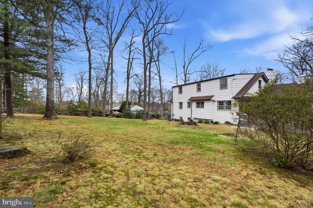 115 LILLIAN LANE