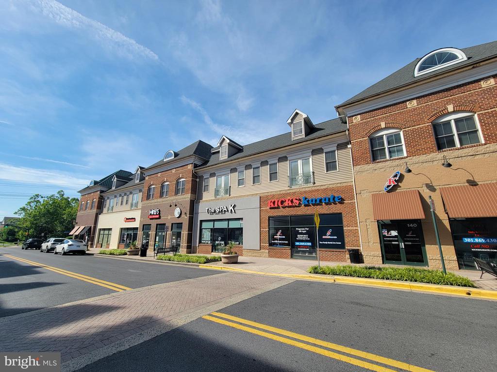 217 WATKINS CIRCLE