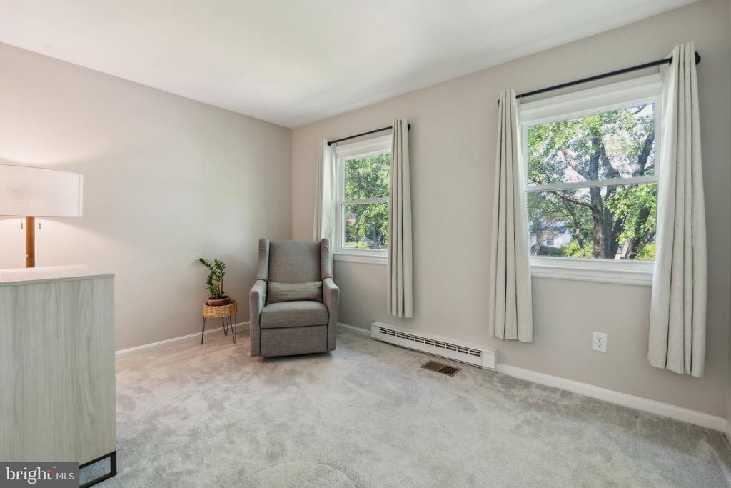 216 N Lincoln Ave