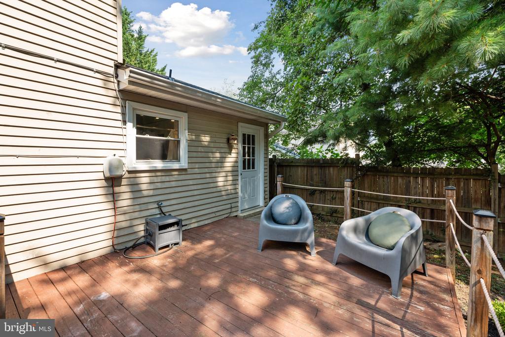 216 N Lincoln Ave