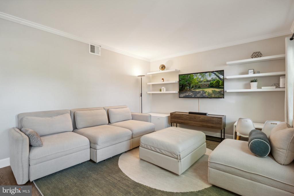 216 N Lincoln Ave
