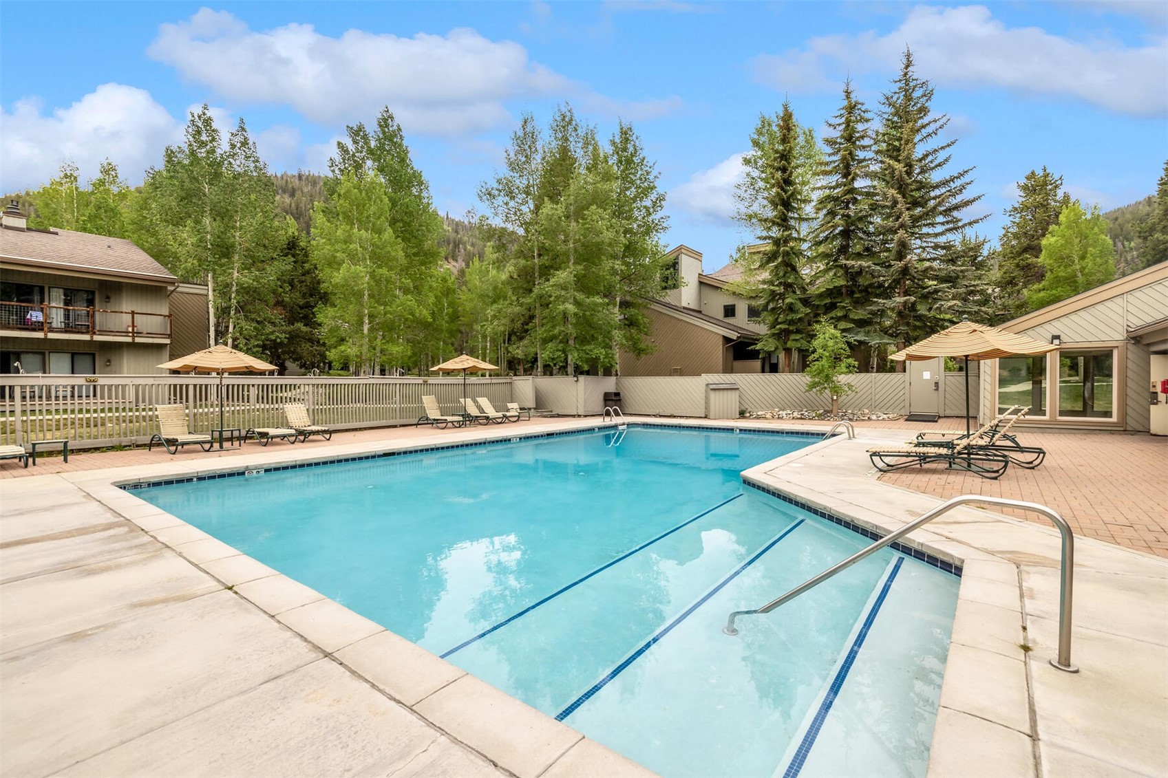 100 Wild Irishman ROAD 1103