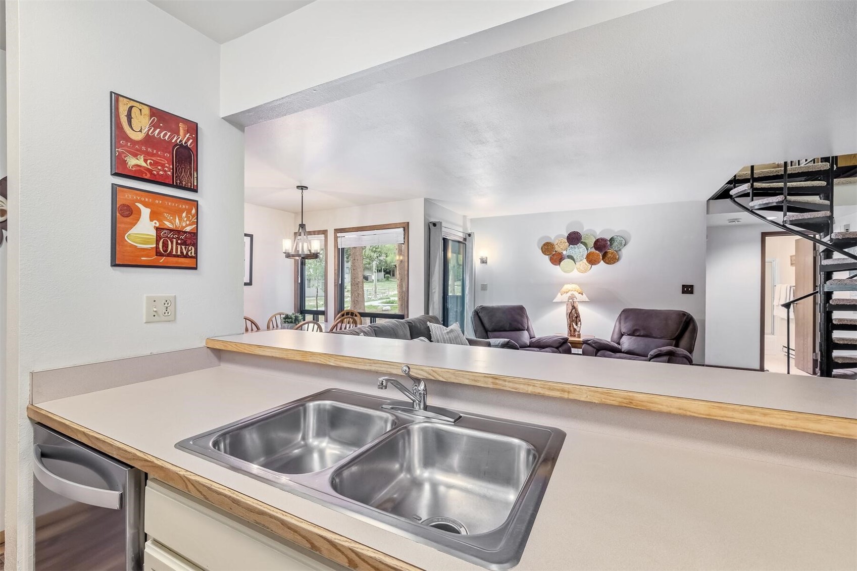 100 Wild Irishman ROAD 1103