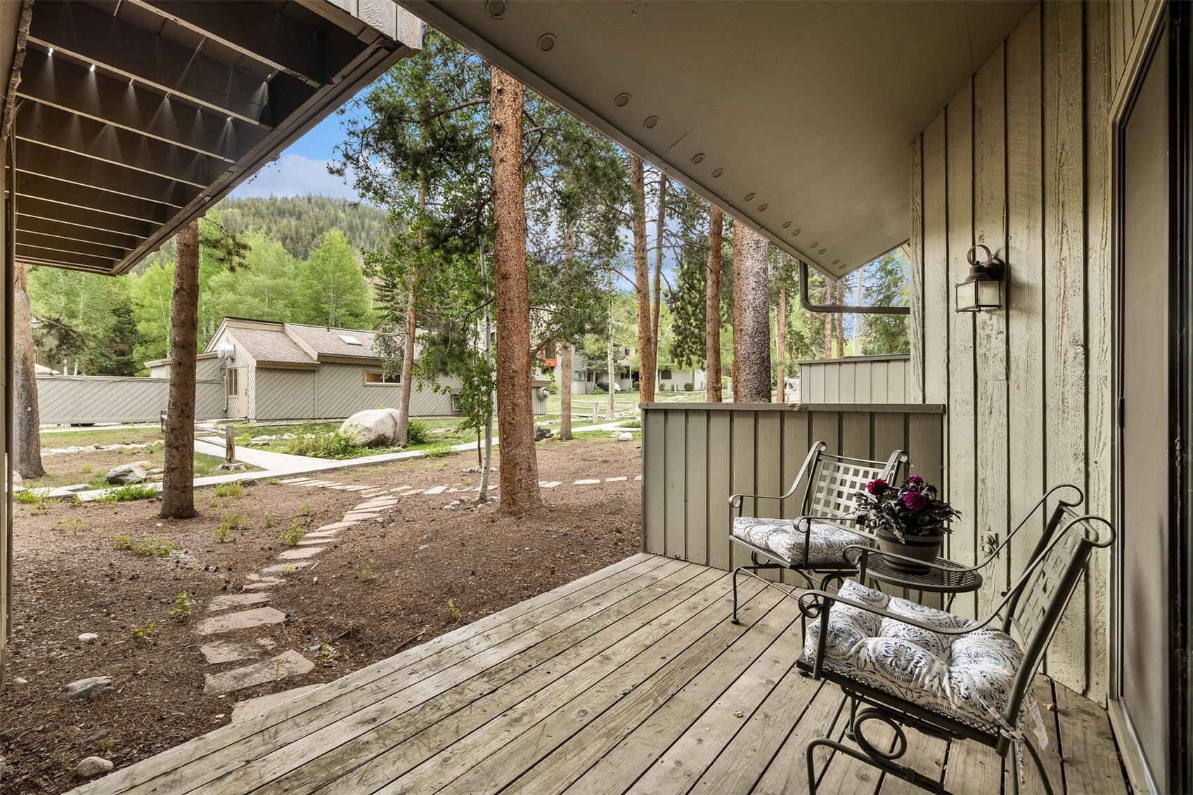 100 Wild Irishman ROAD 1103