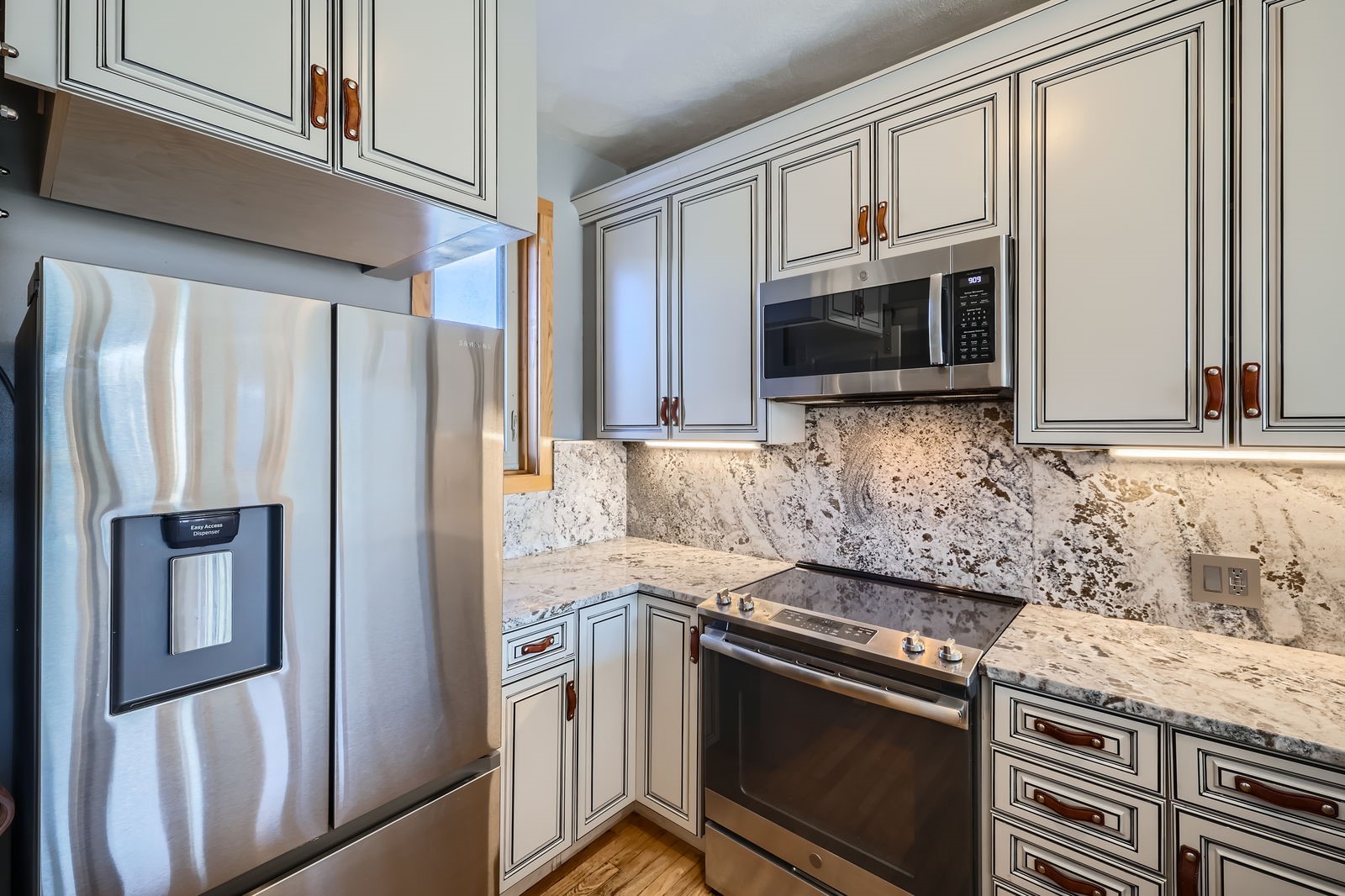 423 Salt Lick CIRCLE 423