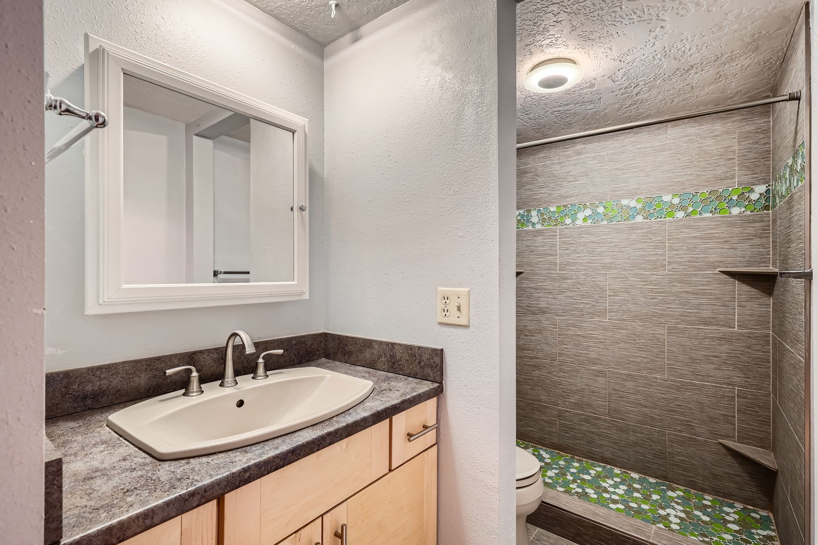 993 Straight Creek DRIVE 106