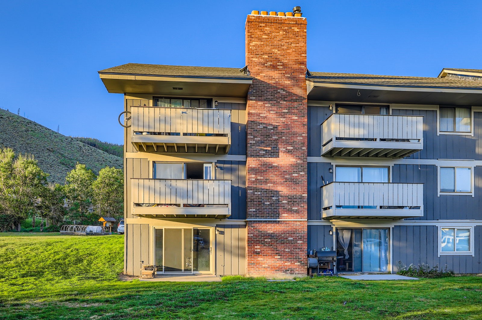 993 Straight Creek DRIVE 106