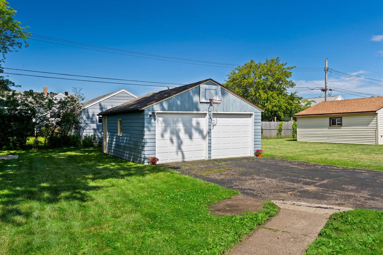 1920 Losey BOULEVARD SOUTH South