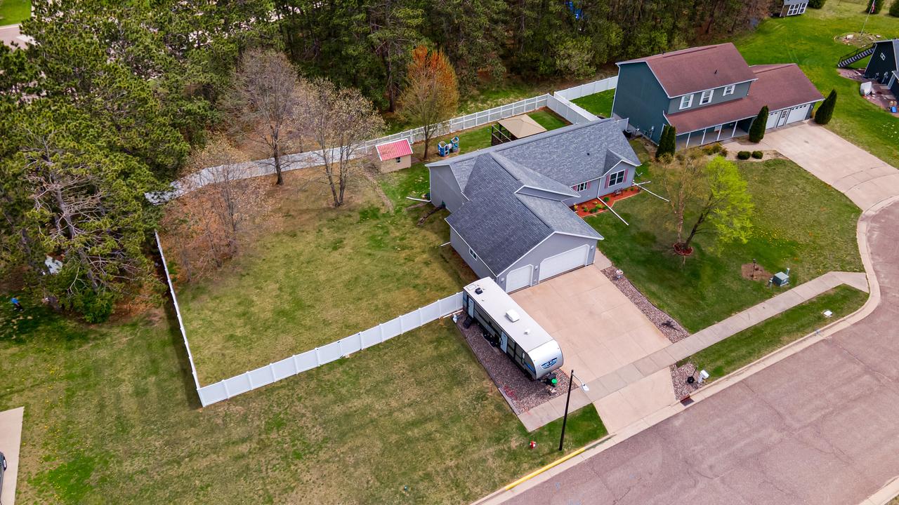 1061 Hanson PLACE SOUTH South