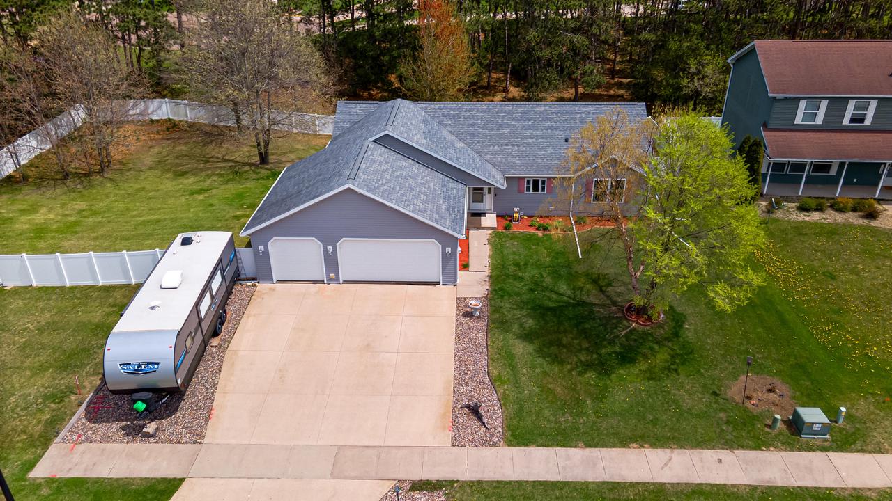 1061 Hanson PLACE SOUTH South