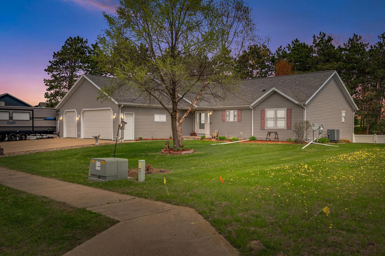 1061 Hanson PLACE SOUTH South
