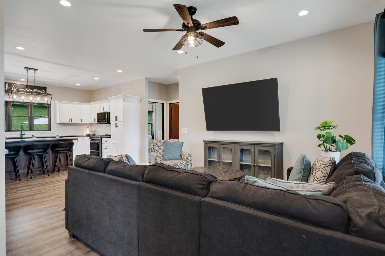 1510 Cherry LANE SOUTH South