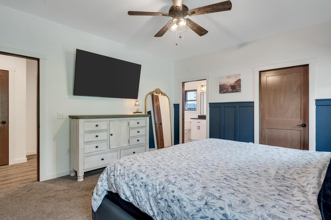 1510 Cherry LANE SOUTH South