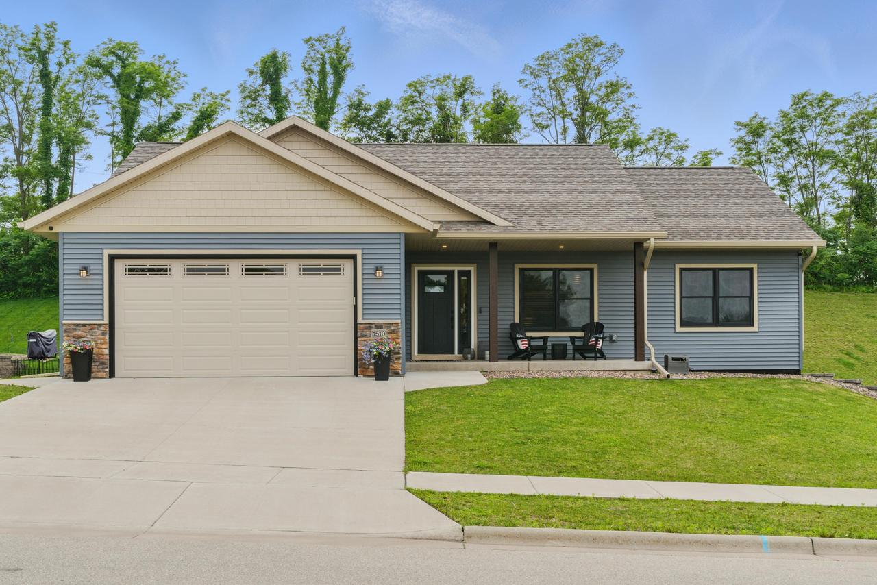 1510 Cherry LANE SOUTH South