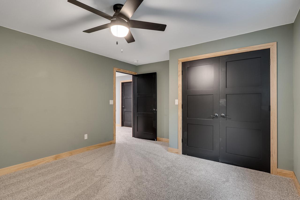 N8449 Ducke DRIVE